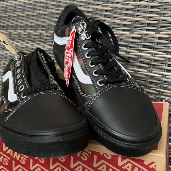 Vans Men’s Old Skool Mte Black/Camo sneakers - Picture 9 of 16